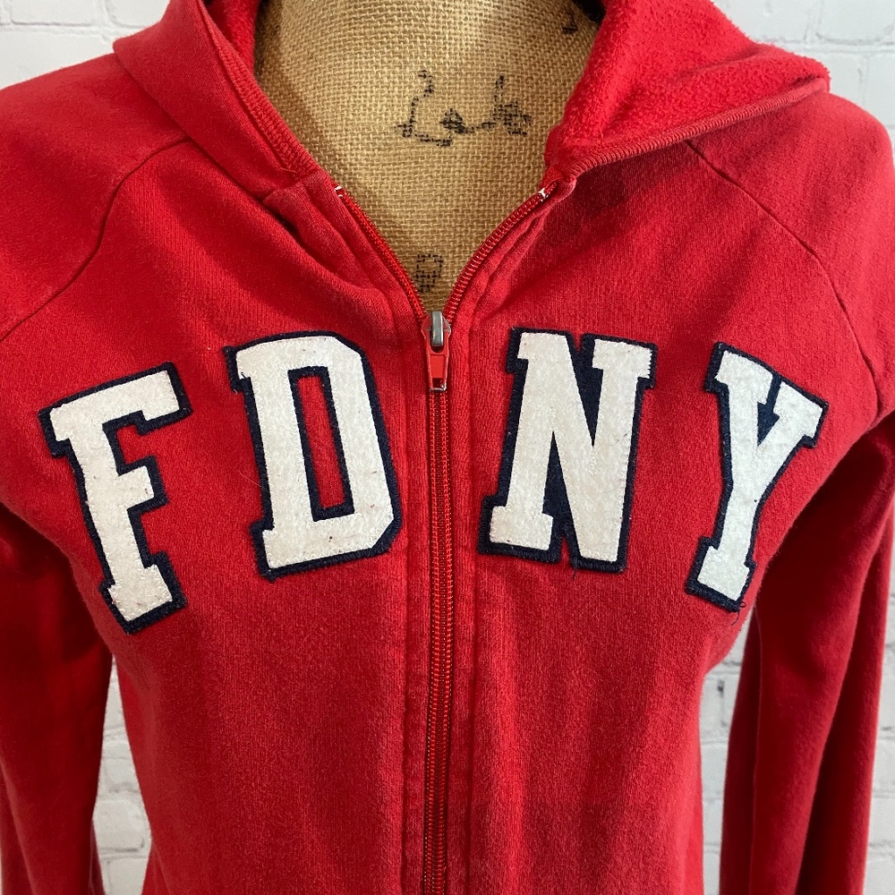 Sweatshirt - Picture 3 of 6